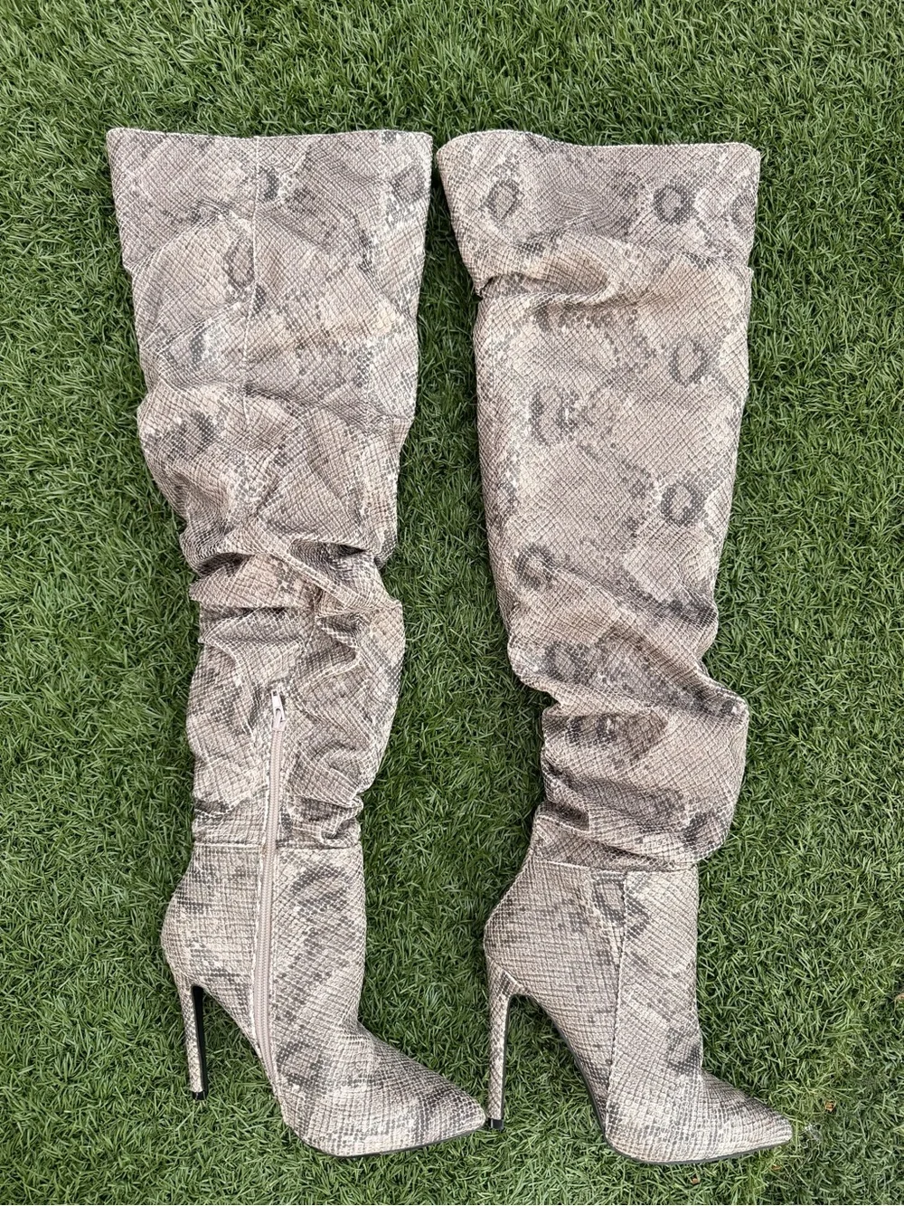 So Me Gray Snake-Print Over-the-Knee Stiletto Boots US 8
